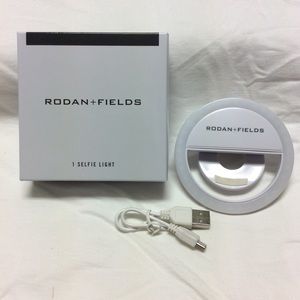 Rodan and Fields selfie light brand new